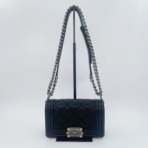 「JL精品代購」香奈兒黑銀羊皮外縫線leboy小號