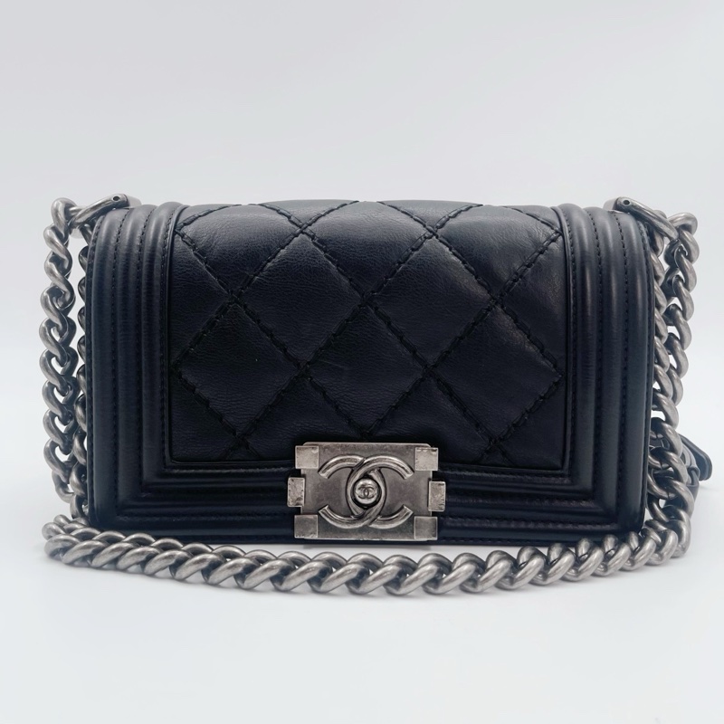 「JL精品代購」香奈兒黑銀羊皮外縫線leboy小號-3