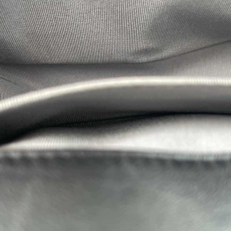 「JL精品代購」香奈兒黑銀羊皮外縫線leboy小號-32