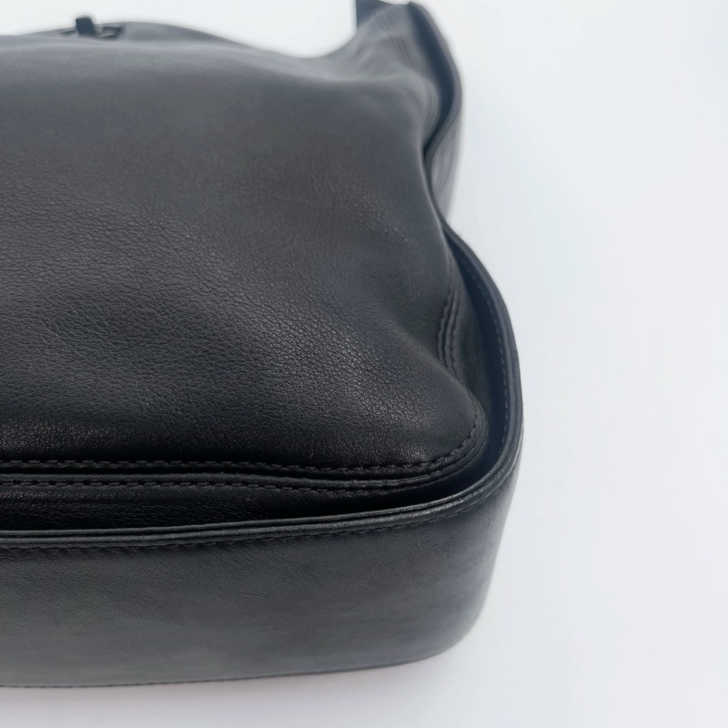 「JL精品代購」香奈兒So Black黑武士羊皮單肩斜挎托特包-11