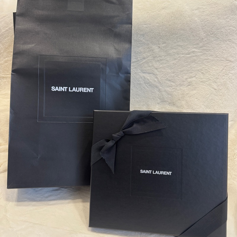 ENVELOPE粒面絎縫皮革中型信封袋-4