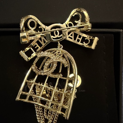 絕版品 Chanel 鳥籠別針