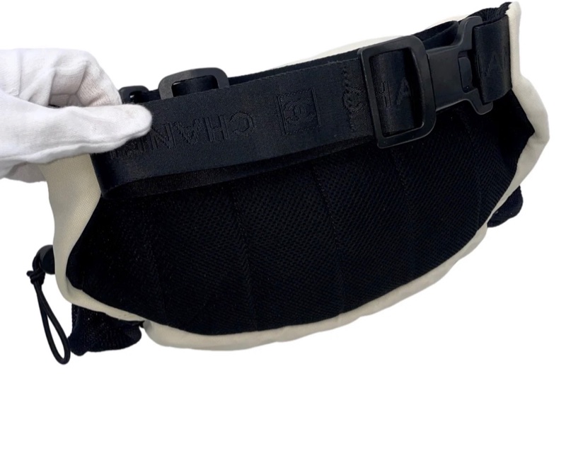 「JL精品代購」9新 Chanel黑白帆布Sports Line運動系列胸包腰包-4