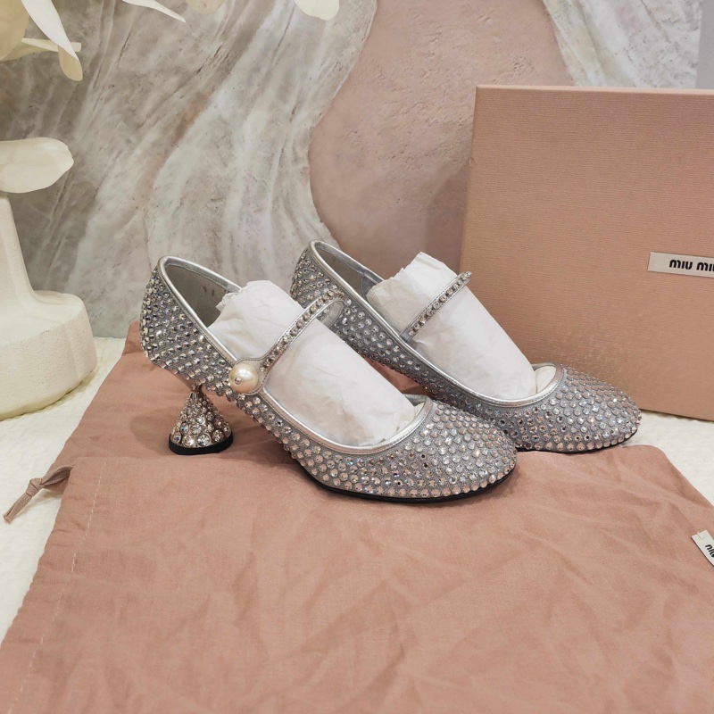 miumiu/繆繆 鑲鑽女鞋-0