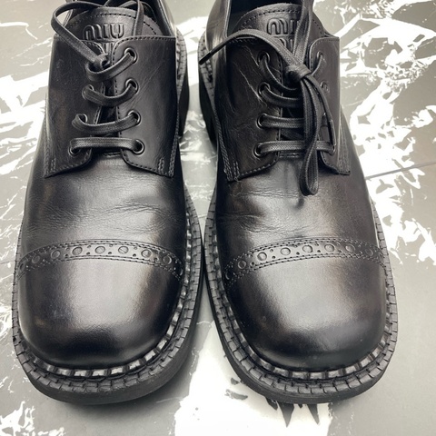 Miu miu/繆繆 25新款系帶布洛克單鞋英倫真皮圓頭百搭德比鞋