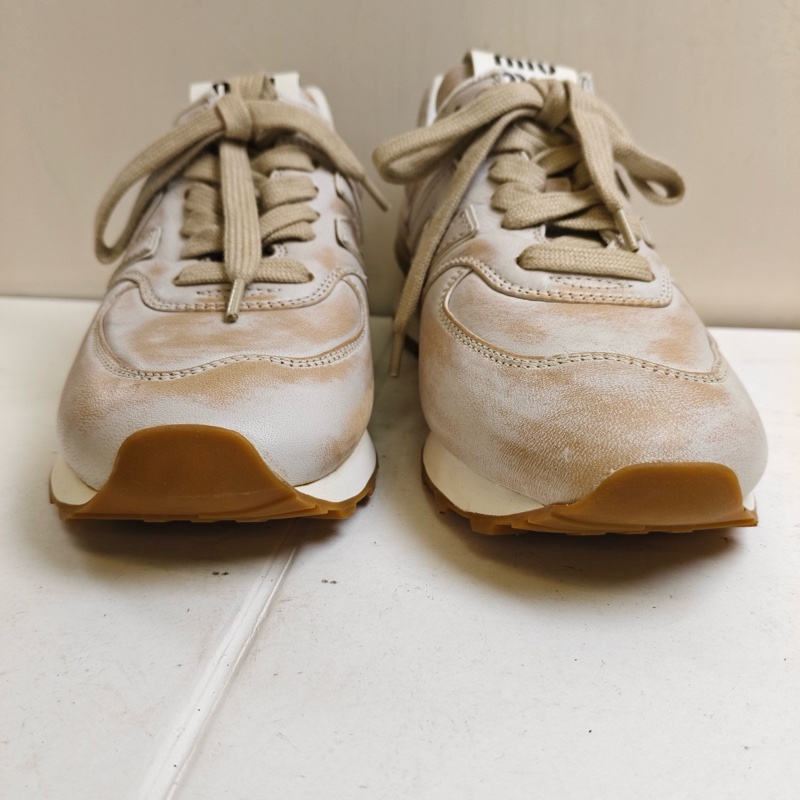 繆繆 MiuMiu x New Balance 574 白色復古風休閒鞋-1