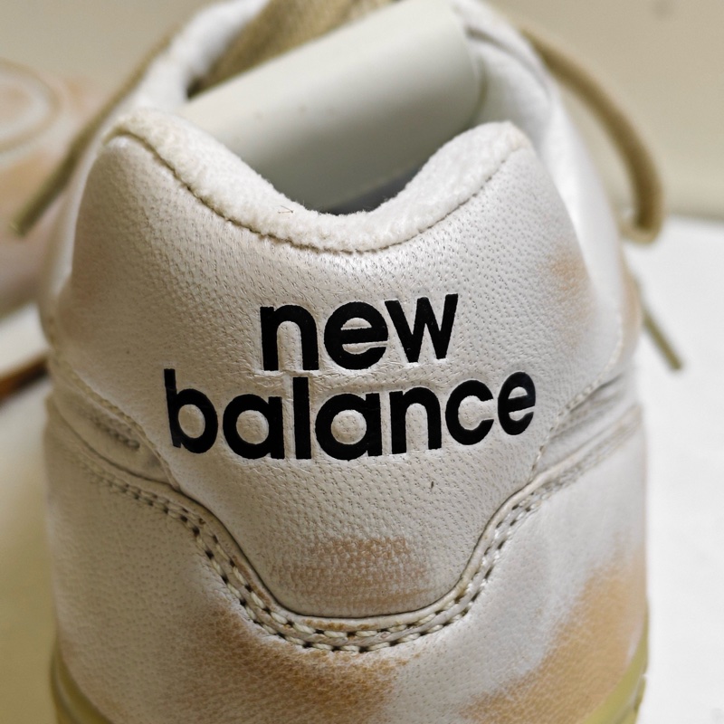 繆繆 MiuMiu x New Balance 574 白色復古風休閒鞋-6