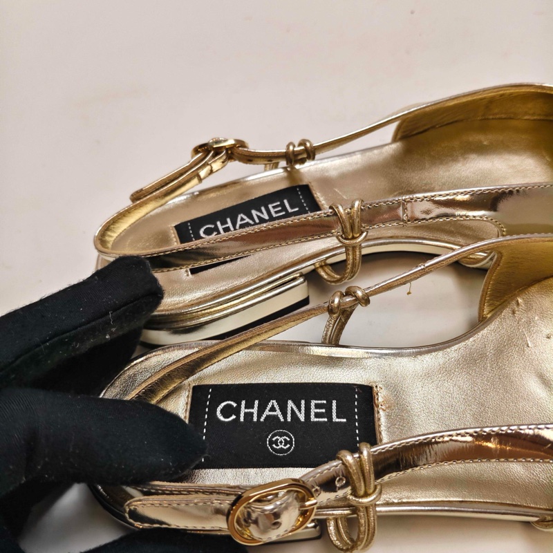 Chanel香奈兒 淺金色尖頭瑪麗珍單鞋 涼鞋 平底鞋-4