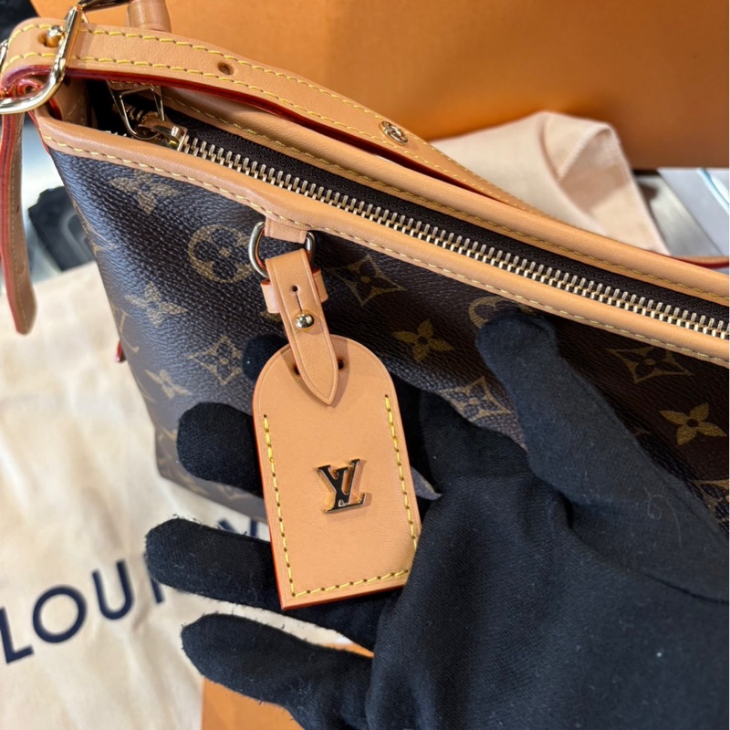 全新品含購證🌟Louis Vuitton LV Carryall East West ｜Classic Trend CT精品｜台北東區實體-8