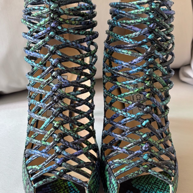 Jimmy Choo 綠色蛇皮壓花高跟鞋尺寸 37 1/2-15