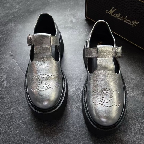 CELINE賽琳 BULKY 鏤空黑銀德比鞋