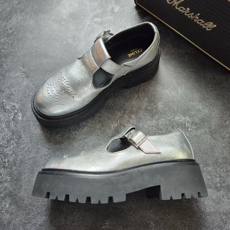 CELINE賽琳 BULKY 鏤空黑銀德比鞋-1