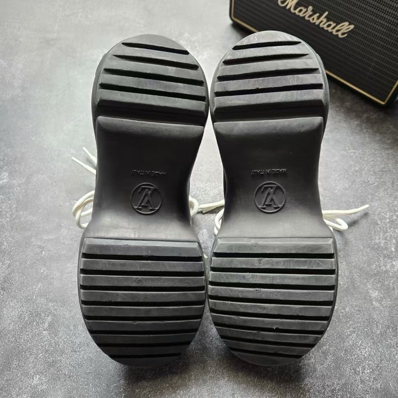 LOUIS VUITTON 路易威登 LV ARCHLIGHT 黑白熊貓-5