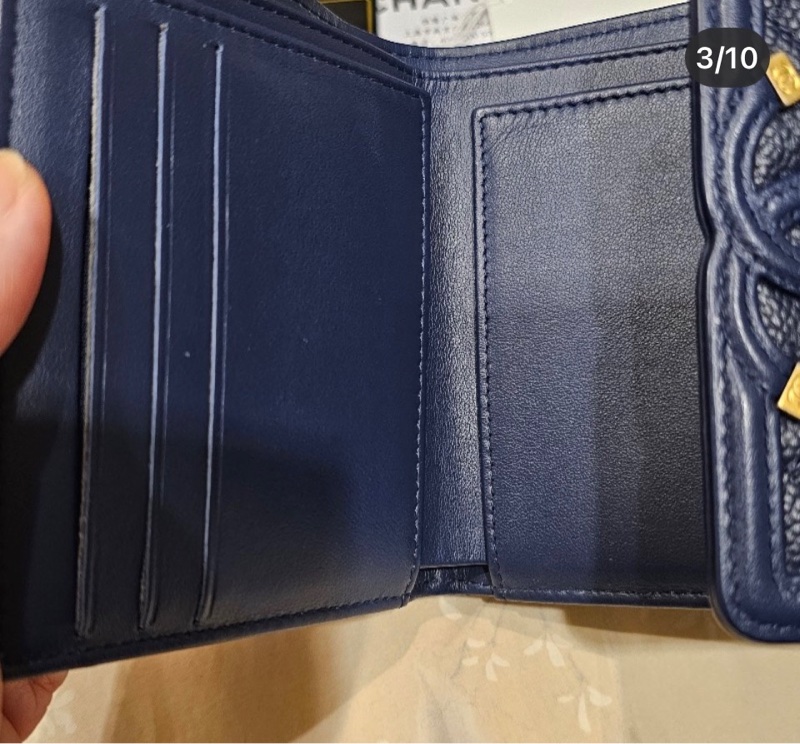 Chanel 藍金荔枝三折短夾（大全配）-1