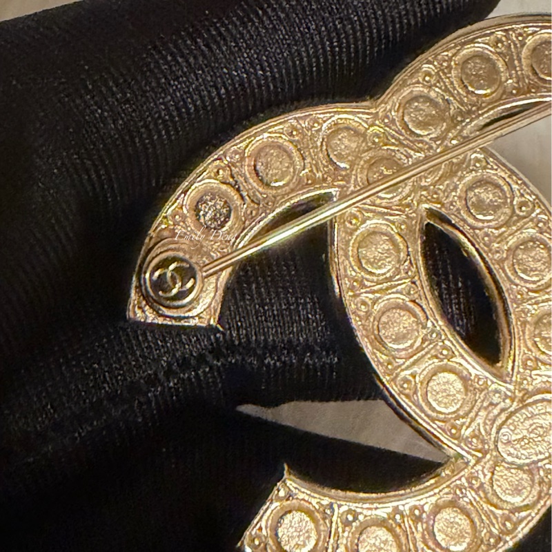 Chanel 經典雙C胸針-7