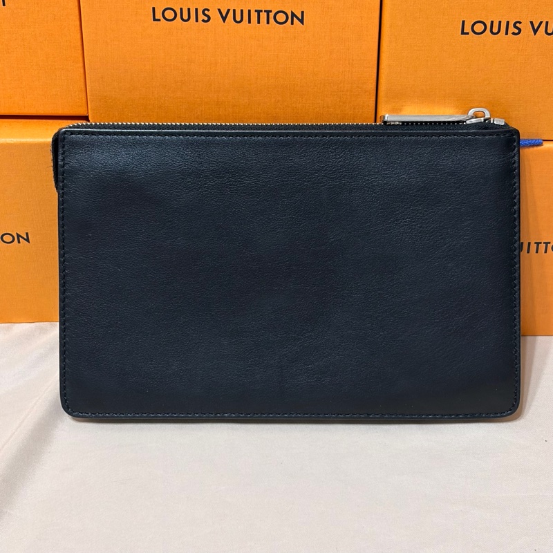 🤖超級好看 Fendi 芬迪 怪獸機器人 黑8卡 隔層手拿包-2