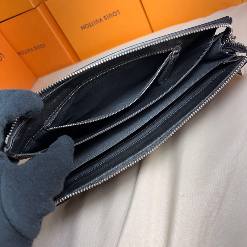 🤖超級好看 Fendi 芬迪 怪獸機器人 黑8卡 隔層手拿包-4