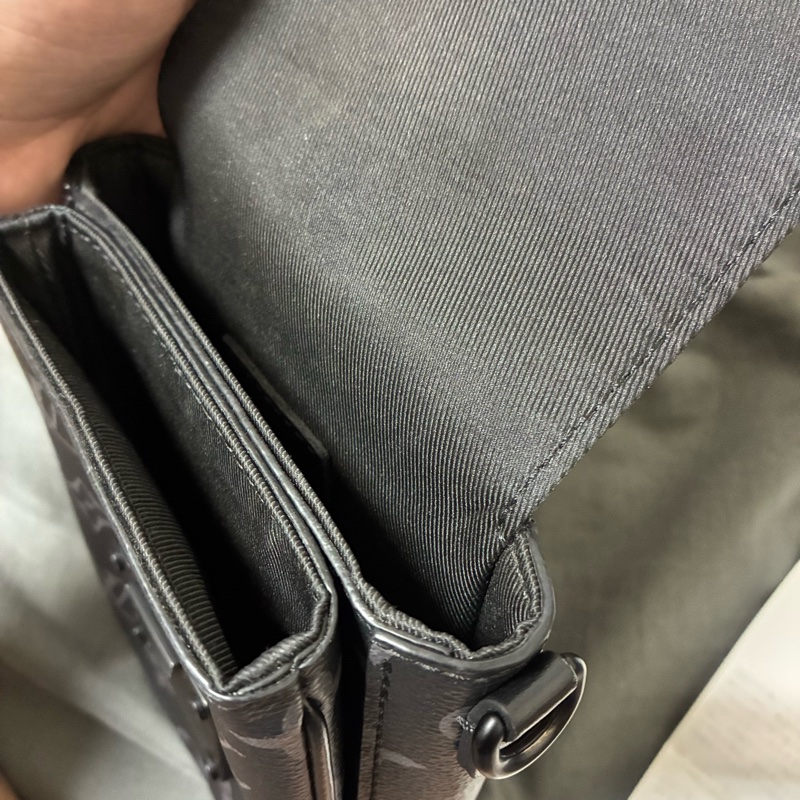 s-lock黑色老花側背包-2