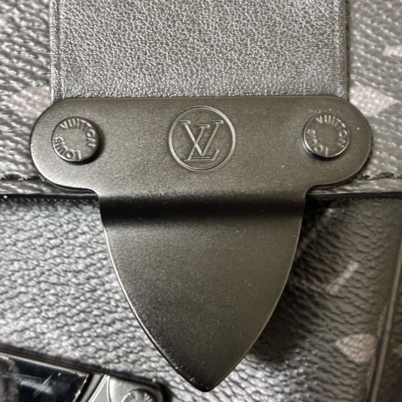 s-lock黑色老花側背包-13