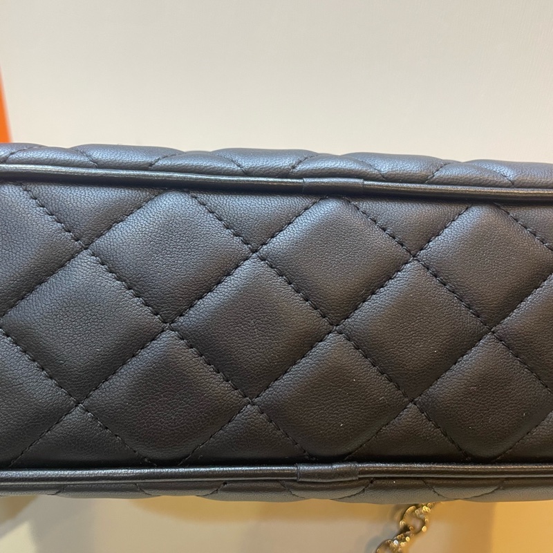 香奈兒 Chanel 黑色金扣 羊皮 流蘇相機包 戴妃包 黑卡27開 24cm-5