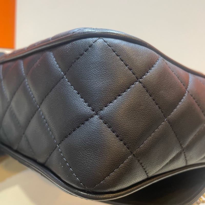 香奈兒 Chanel 黑色金扣 羊皮 流蘇相機包 戴妃包 黑卡27開 24cm-6