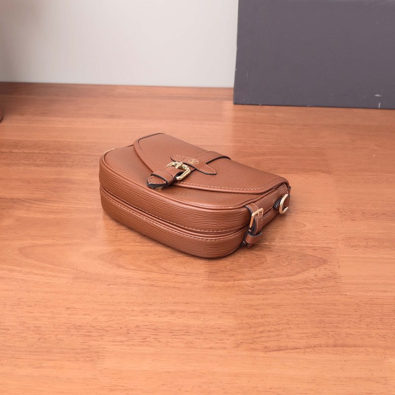 LV 棕色金扣水波紋雙子星肩背斜背包 芯片款19.5*15*6 98新配件塵袋-2