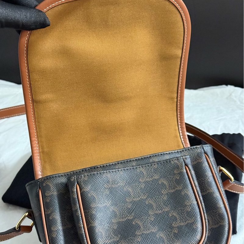 幾乎全新 99新 Celine 思琳賽琳老花馬鞍包斜挎包 附件:塵袋-6