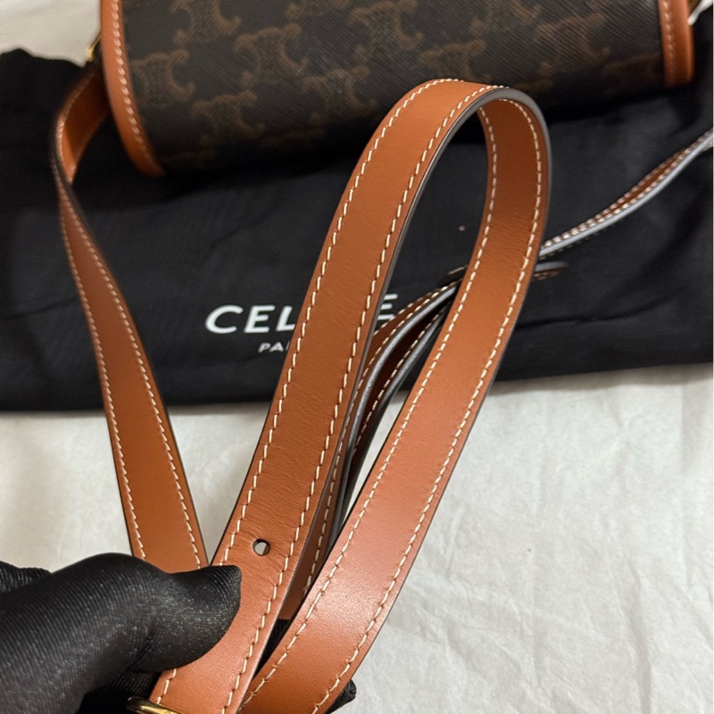 幾乎全新 99新 Celine 思琳賽琳老花馬鞍包斜挎包 附件:塵袋-9