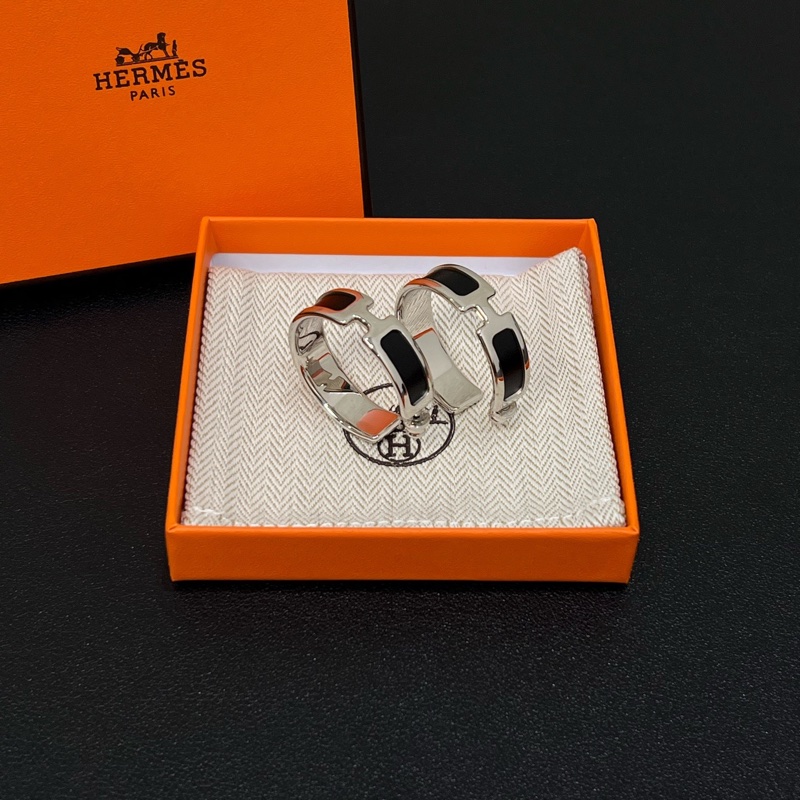 全新帶盒Hermes愛馬仕Olympe耳環 時髦黑銀-0