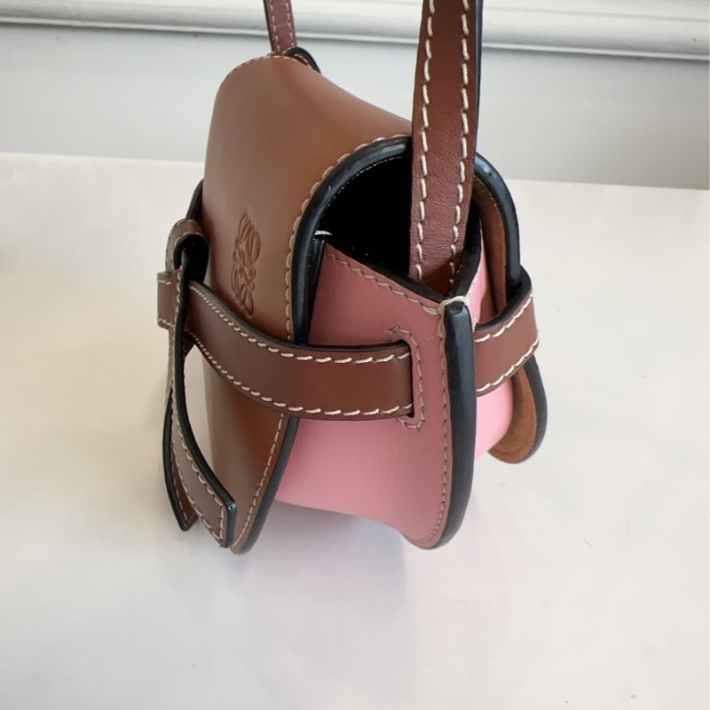 Loewe羅意威 gate mini粉色焦糖色棕色拼色撞色牛皮馬鞍斜挎包 尺寸:21✖️9.5-4