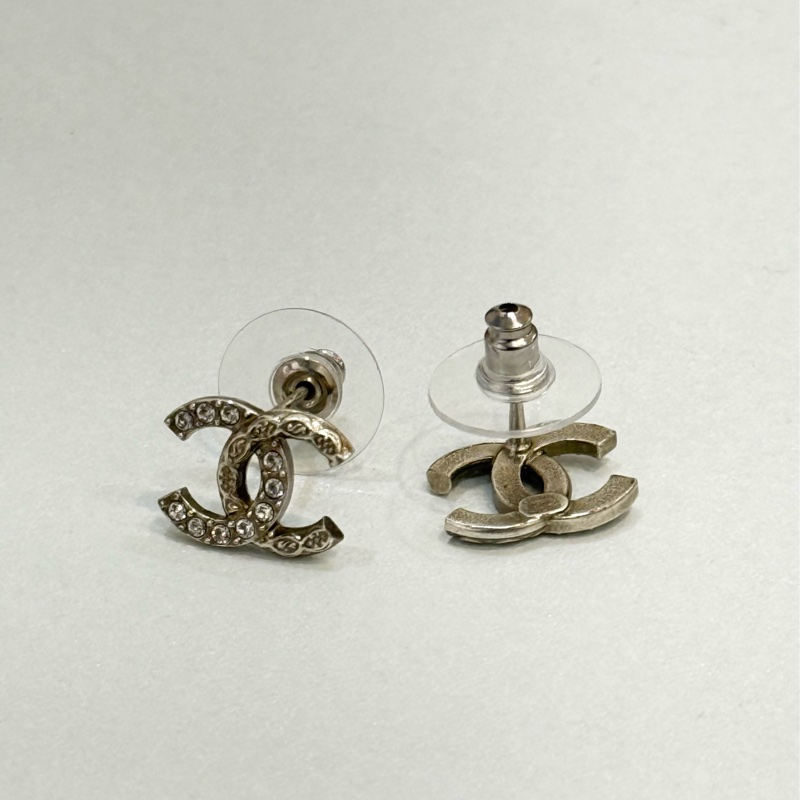 (日本購證影本🇯🇵）Chanel 24A做舊拼鑽雙C耳環-2