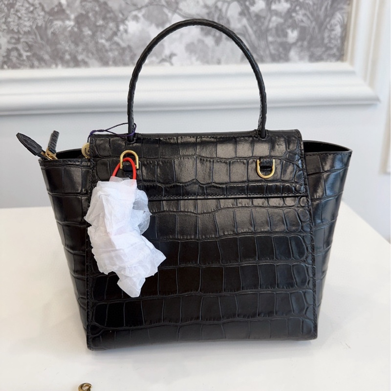 celine 賽琳 nano 鰐魚紋 鯰魚包 尺寸約20cm 附件:肩帶-3