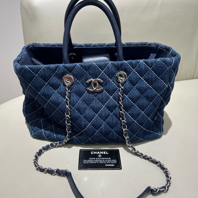 Chanel 牛仔絕版丹寧購物袋沙灘包 底長約30cm 附件防塵袋 保卡27開-2