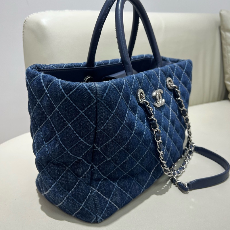 Chanel 牛仔絕版丹寧購物袋沙灘包 底長約30cm 附件防塵袋 保卡27開-5