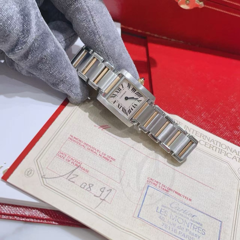 卡地亞Tank系列W51007Q4小號間金石英女表-0