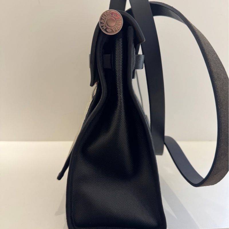 HERMES愛馬仕 herbag31防水布黑銀 外縫線 手提斜挎包-3