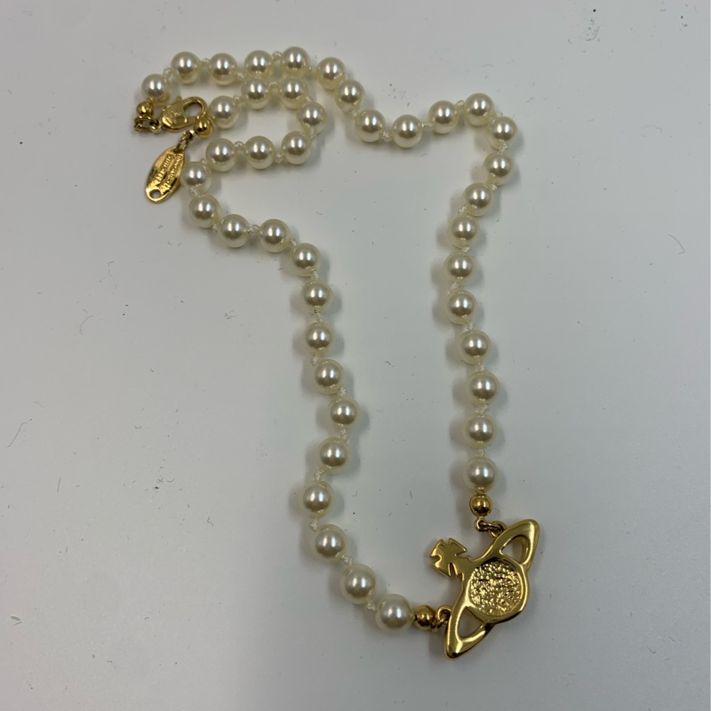 Vinnie Westwood Necklace-2