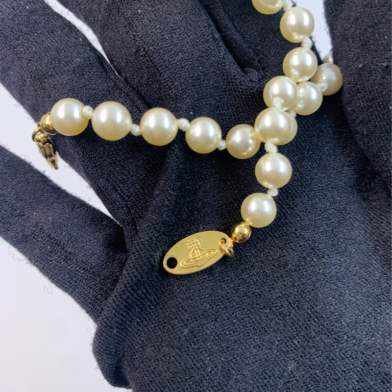 Vinnie Westwood Necklace-6