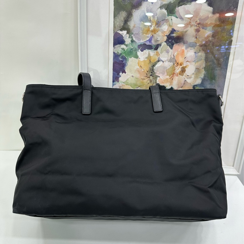 Prada 黑色尼龍托特包 降落傘-1