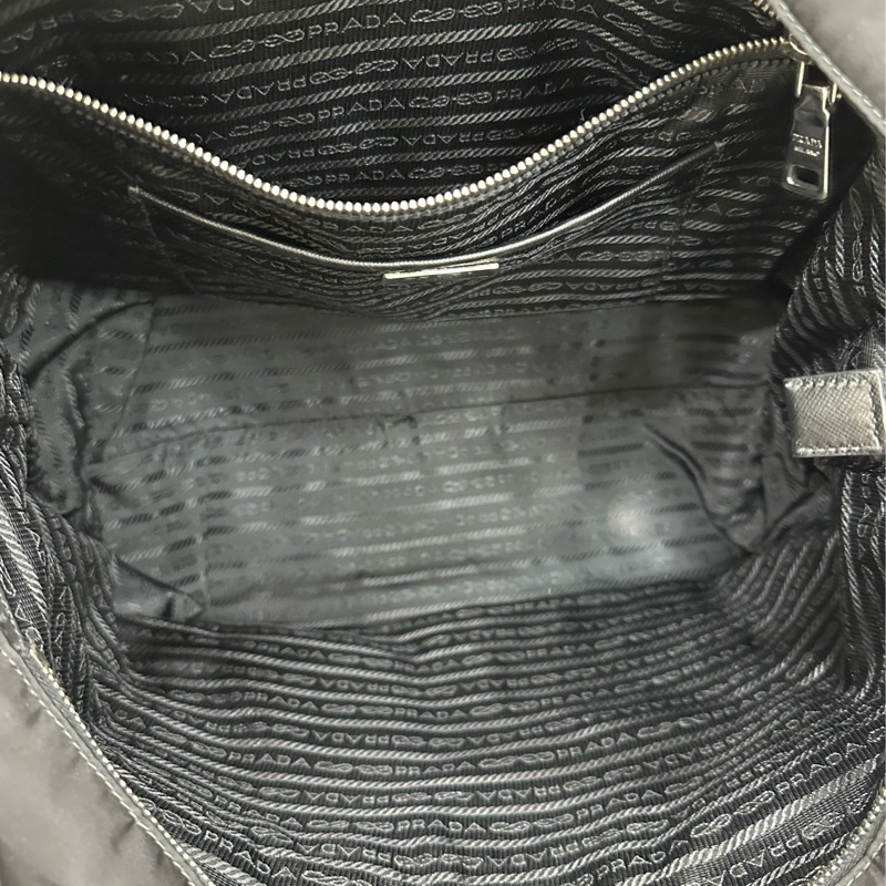 Prada 黑色尼龍托特包 降落傘-6
