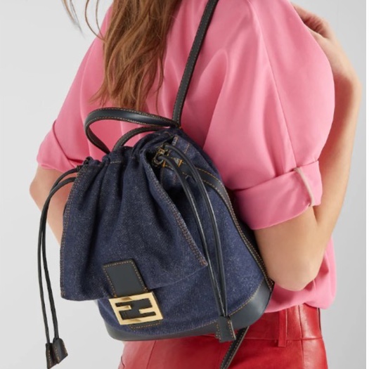 Fendi 女士 翻蓋雙肩包均碼碼23cm*12cm*26cm-0