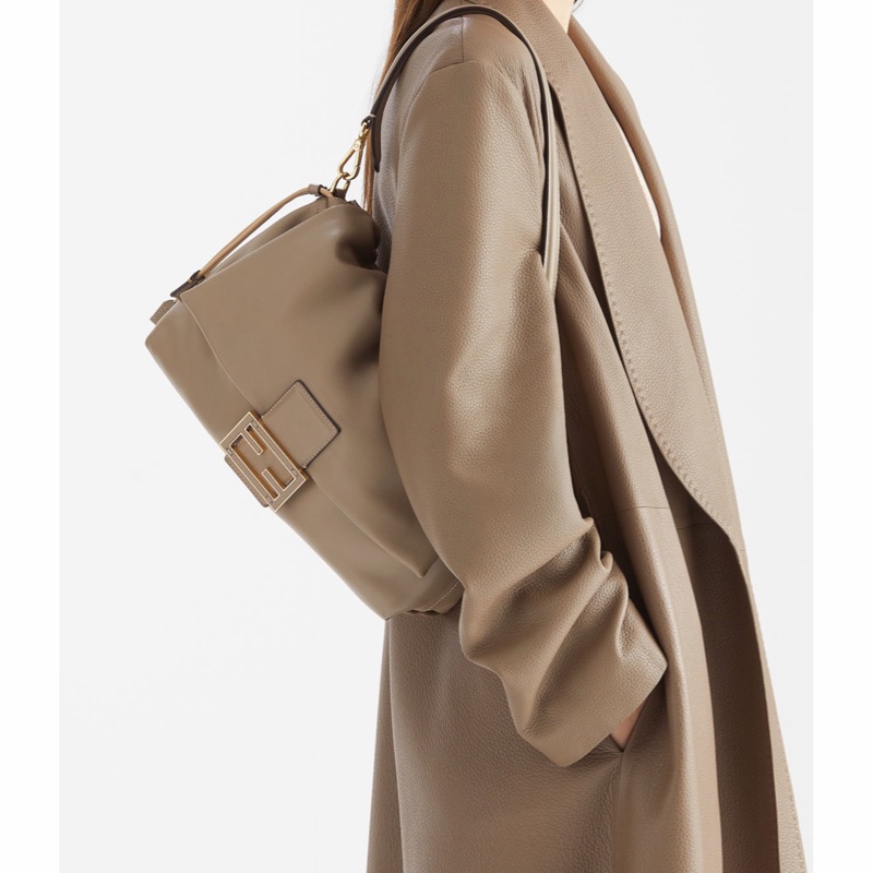 Fendi 女士 Mamma Baguette 大號單肩包 大號、31.5cm*12cm*22cm-4