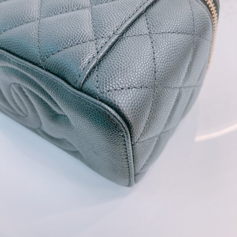 MS0675 Chanel 香奈兒 化妝盒子 鏡子 新版本 魚子醬牛皮 荔枝紋 黑色 金扣 Vanity Box Grained Calfskin Caviar Black x GHW-8