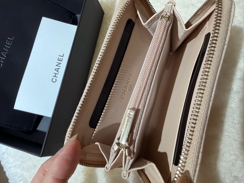 CHANEL-全新*季節款*淡粉拉鍊零錢夾-4