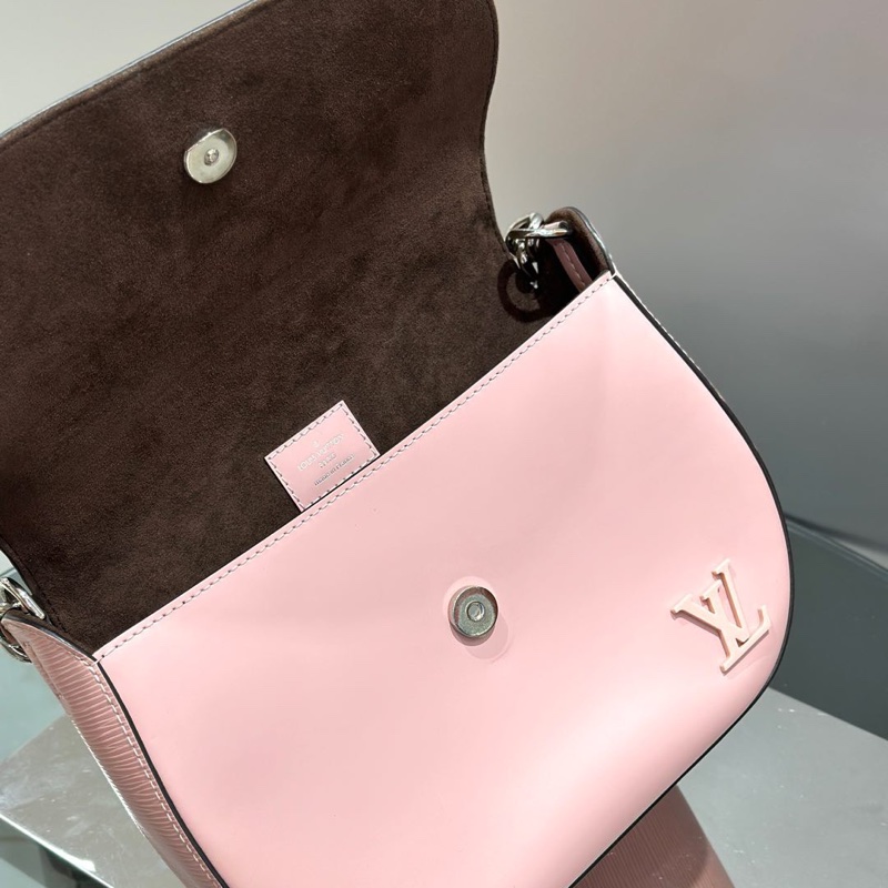 Lv Luna EPI 粉色月亮包-3
