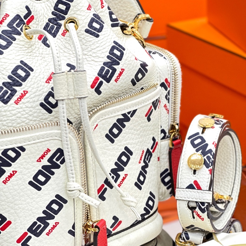 Fendi Fila联名水桶包-1