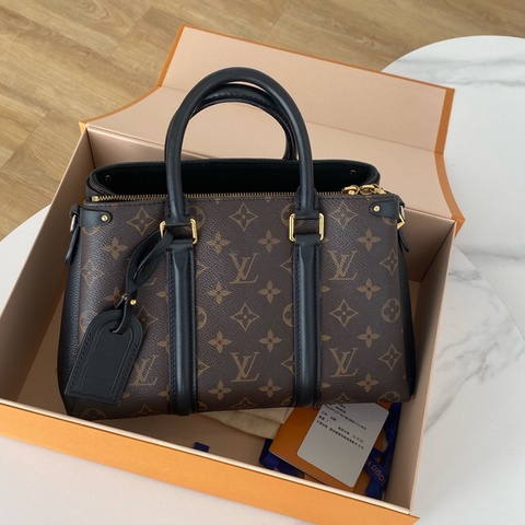 LV SOUFFLOT BB 手提斜配兩用