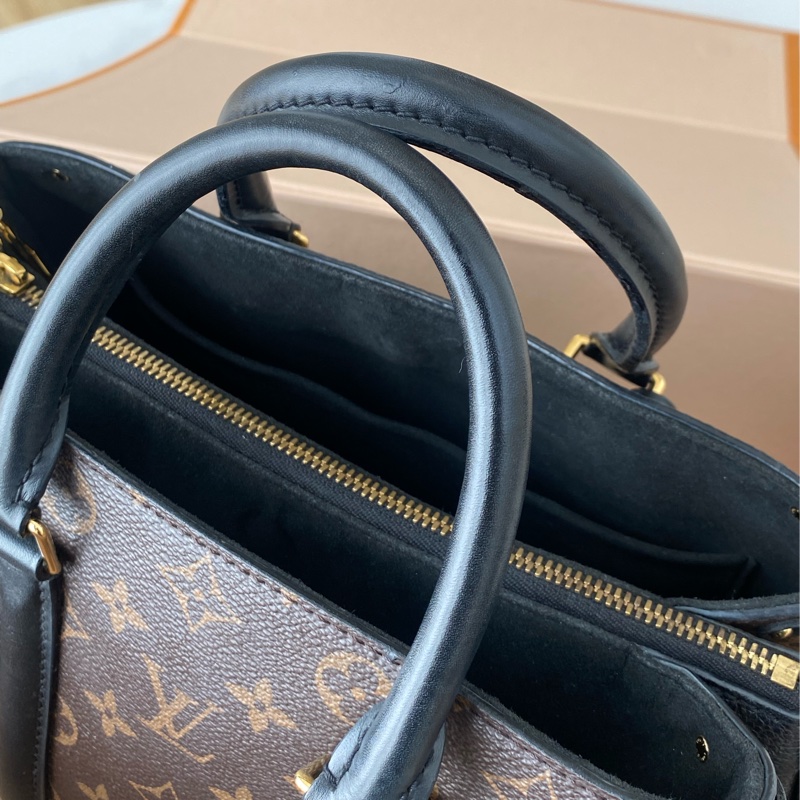 LV SOUFFLOT BB 手提斜配兩用-6