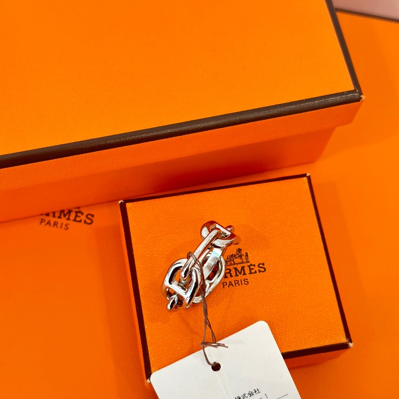 全新 Hermes 猪鼻子丝巾扣-3