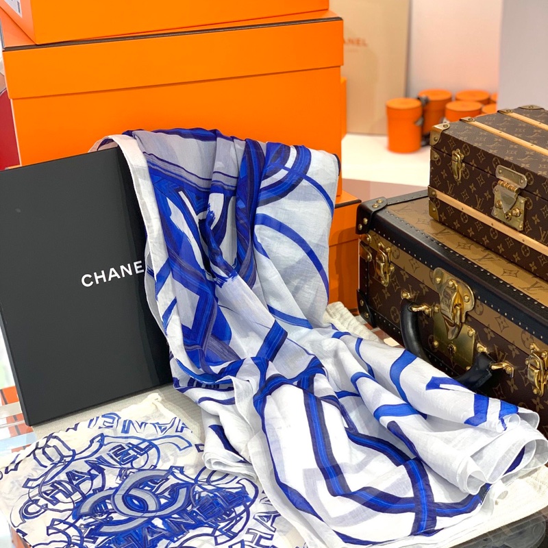 Chanel香奈儿涂鸦丝巾-0